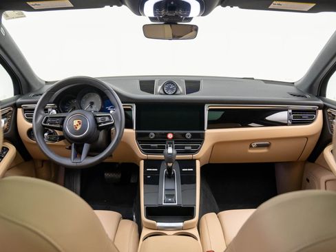 Certified 2022 Porsche Macan S image 20