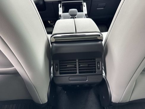 New 2026 Land Rover Range Rover Evoque S image 17