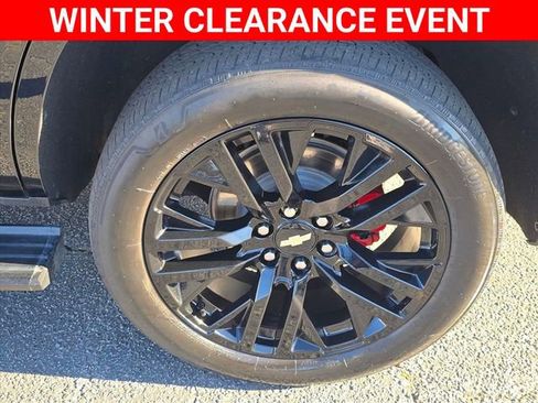 Certified 2024 Chevrolet Tahoe High Country w/ Advanced Technology Package image 21