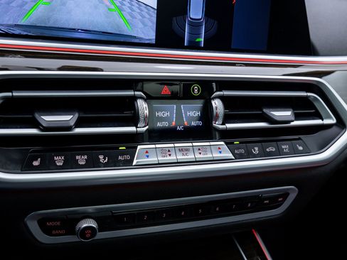 Used 2020 BMW X5 xDrive40i w/ Convenience Package image 27