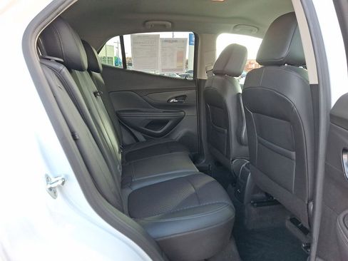 Certified 2022 Buick Encore Preferred w/ Safety Package image 25