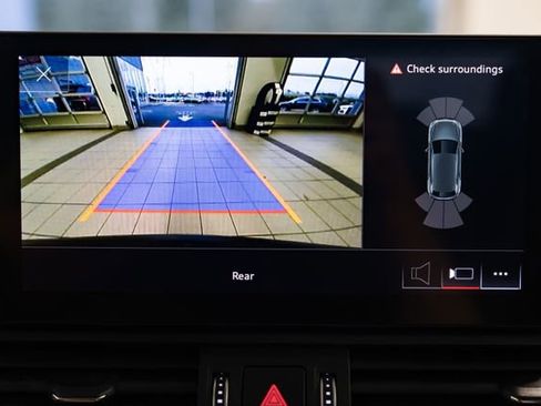 Used 2023 Audi Q5 2.0T Premium image 20