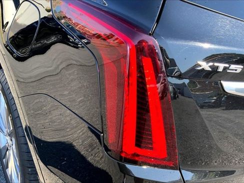 Used 2025 Cadillac XT5 Premium Luxury AWD/4WD image 29