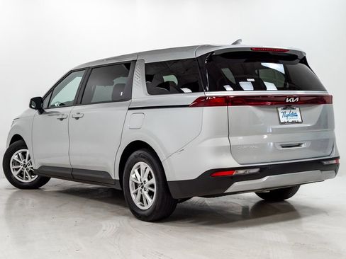 Certified 2023 Kia Carnival LX FWD image 31