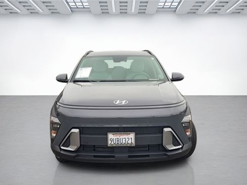 Certified 2025 Hyundai Kona SEL image 2