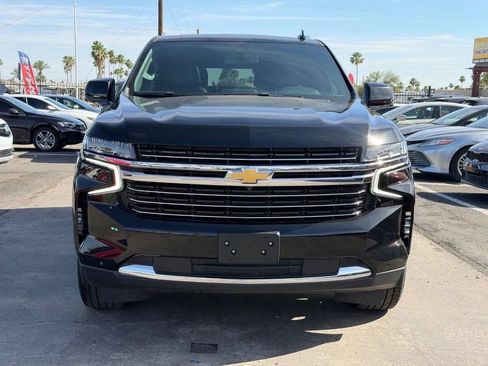 Used 2022 Chevrolet Tahoe LT w/ Luxury Package AWD/4WD image 16