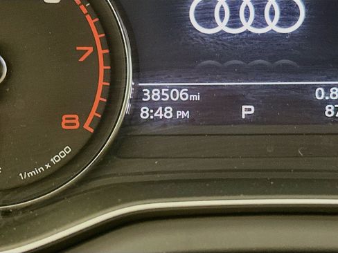 Used 2023 Audi Q5 2.0T Premium w/ Convenience Package AWD/4WD image 19