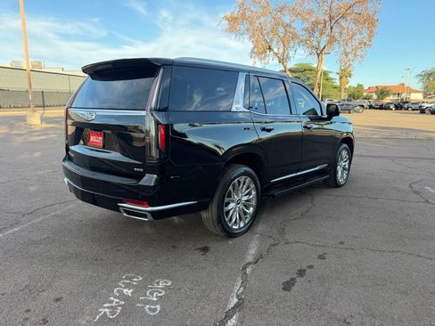 Used 2023 Cadillac Escalade Premium Luxury image 9