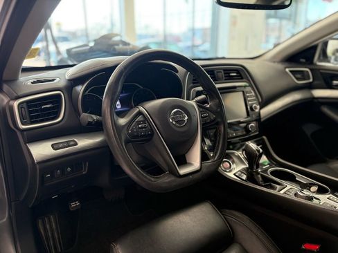 Used 2018 Nissan Maxima 3.5 SL image 16