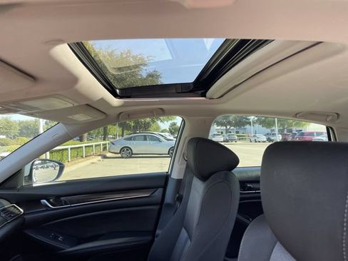 Used 2020 Honda Accord EX image 23