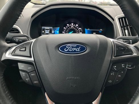 Used 2024 Ford Edge SEL image 19