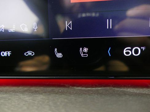 New 2025 Audi Q5 Premium Plus image 13