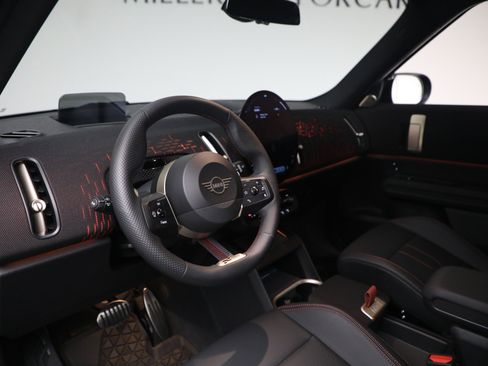 Used 2025 MINI Cooper Countryman John Cooper Works w/ Comfort Package Max AWD/4WD image 16