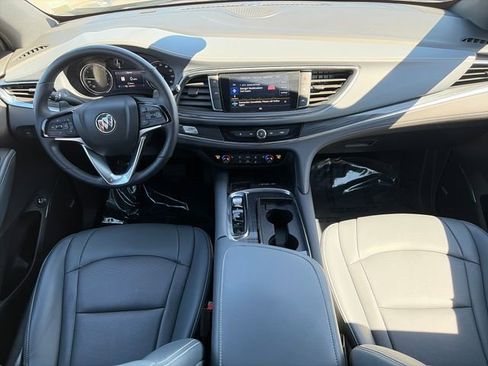 Used 2023 Buick Enclave Essence w/ Experience Buick Package AWD/4WD image 17