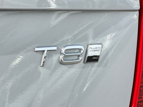 Certified 2025 Volvo XC90 T8 Ultra w/ Protection Package Premier image 34