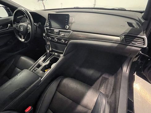 Used 2018 Honda Accord Sport image 28