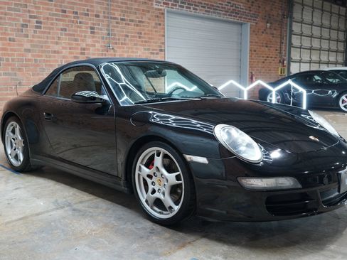 Used 2006 Porsche 911 Carrera 4S image 4