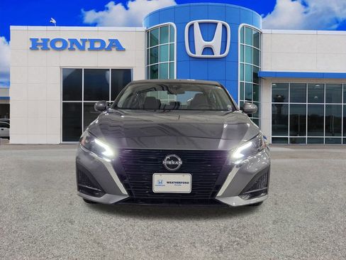 Used 2023 Nissan Altima 2.5 SL FWD image 8
