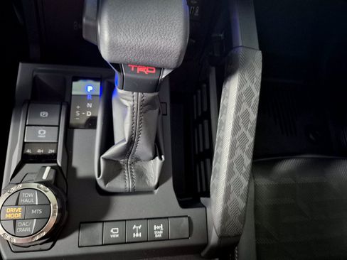 New 2026 Toyota 4Runner Limited AWD/4WD image 28