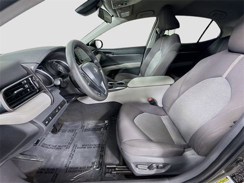 Used 2021 Toyota Camry LE w/ Carpet Mat Package (TMS) image 19