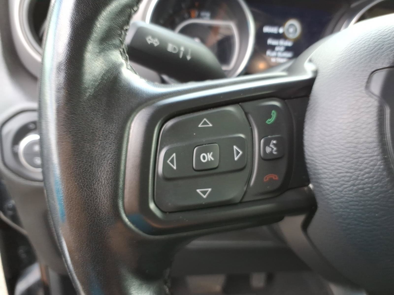 Used 2022 Jeep Gladiator Sport AWD/4WD image 17