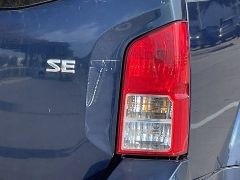 Used 2008 Nissan Pathfinder SE w/ Leather Pkg RWD image 6