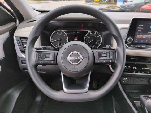 Used 2023 Nissan Rogue SV image 20