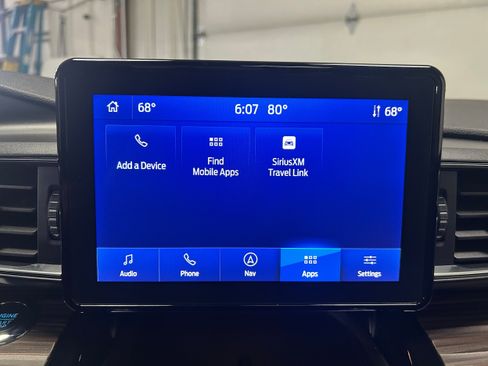 Used 2023 Ford Explorer Limited AWD/4WD image 19