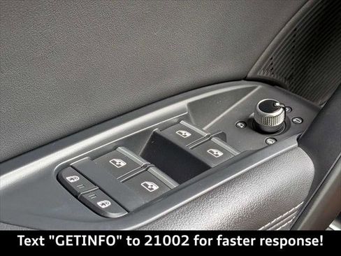 Used 2024 Audi Q5 e Premium Plus w/ Premium Plus Package AWD/4WD image 28