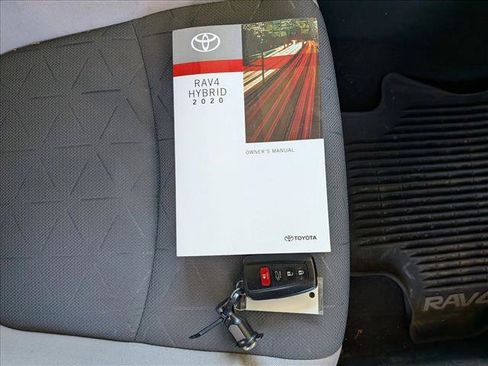 Used 2020 Toyota RAV4 XLE w/ Convenience Package AWD/4WD image 24