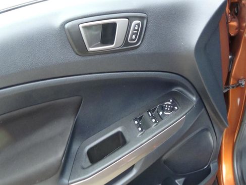Used 2020 Ford EcoSport SE w/ SE Convenience Package FWD image 16