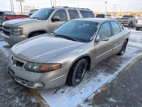 Used 2005 Pontiac Bonneville SE image 3