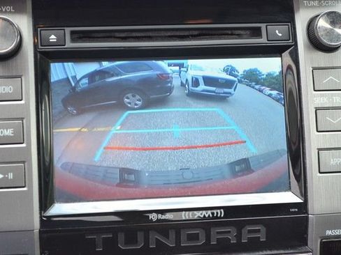 Used 2017 Toyota Tundra SR5 AWD/4WD image 30