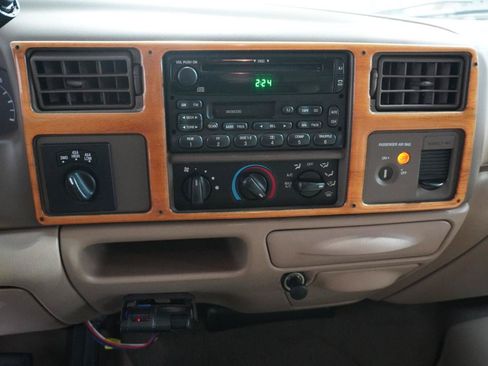 Used 1999 Ford F350 XL AWD/4WD image 12
