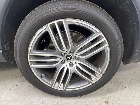 Used 2022 Mercedes-Benz GLS 450 4MATIC image 30