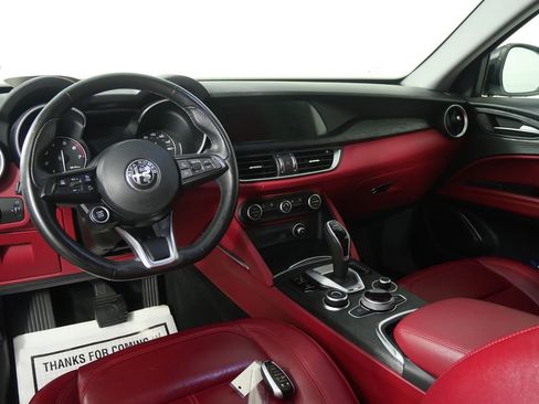 Used 2021 Alfa Romeo Stelvio Sprint w/ Nero Edizione image 17