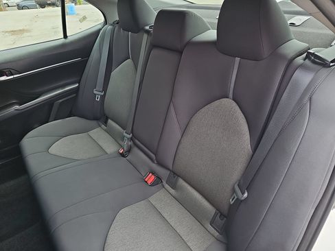 Used 2023 Toyota Camry LE FWD image 13