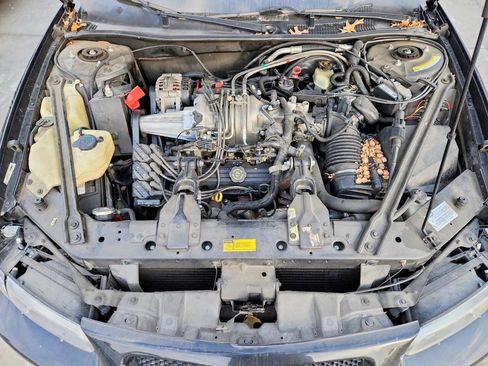 Used 1997 Pontiac Grand Prix GT w/ Opt Pkg image 10