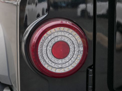 New 2026 INEOS Grenadier Black Edition image 17