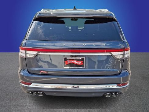 Used 2023 Lincoln Aviator Reserve w/ Equipment Group 201A AWD/4WD image 5