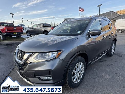 Used 2018 Nissan Rogue SV image 7