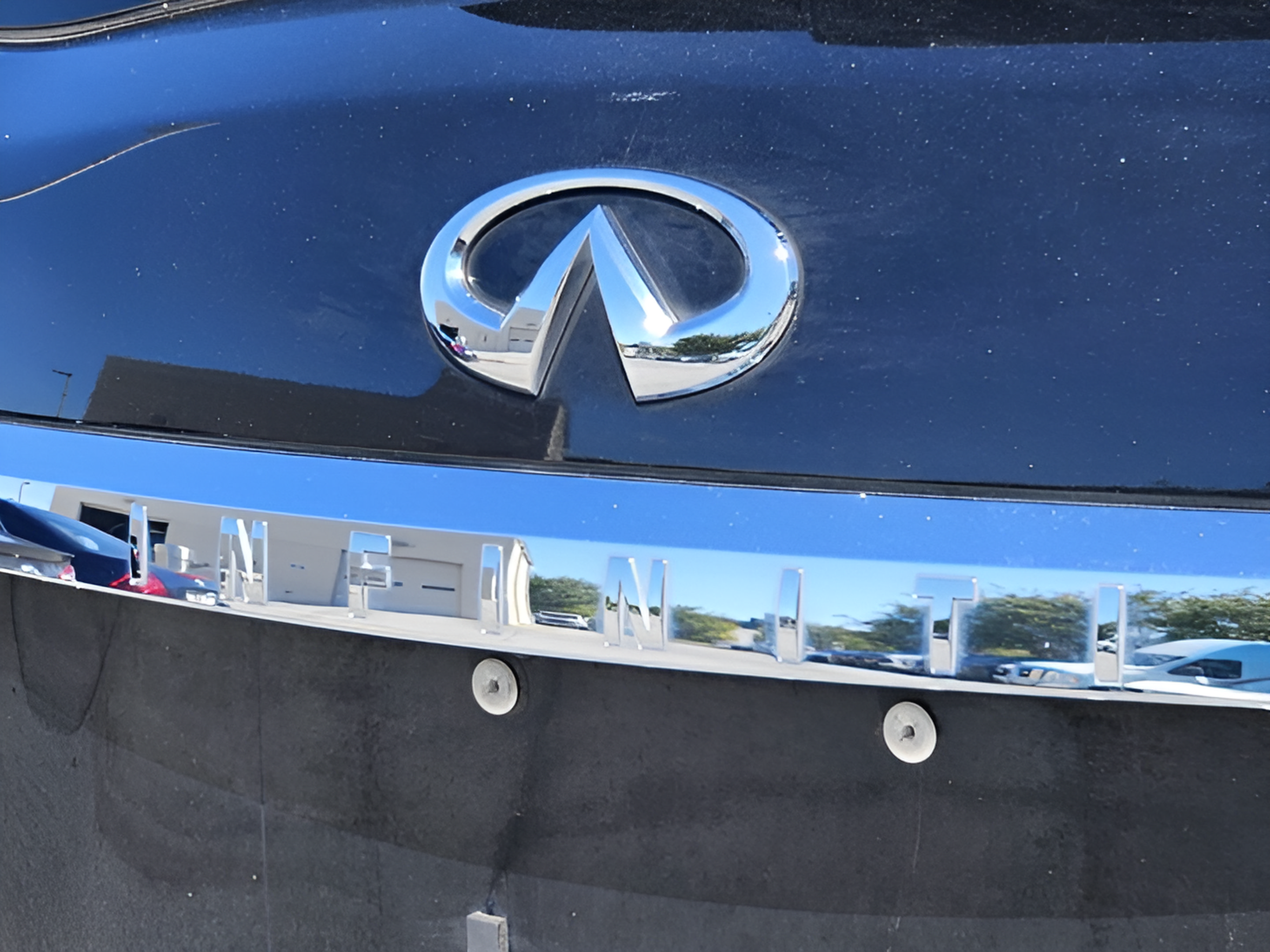 Used 2019 INFINITI QX80 Luxe w/ Proassist Package RWD image 31