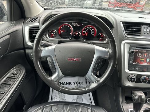 Used 2015 GMC Acadia SLE image 14