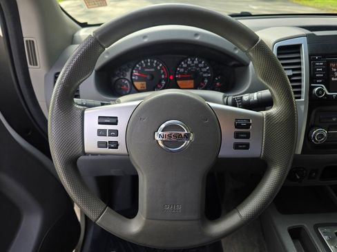 Used 2017 Nissan Frontier SV image 27