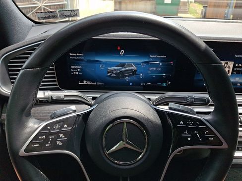 Used 2025 Mercedes-Benz GLE 450 4MATIC image 21