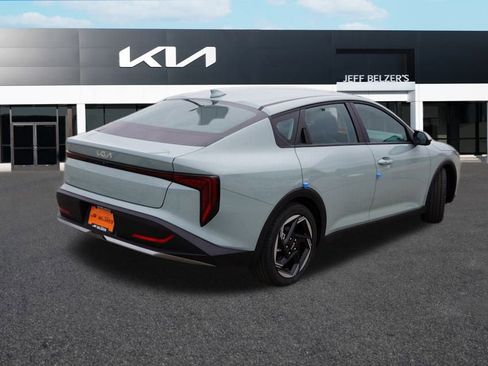 New 2025 Kia K4 EX image 3