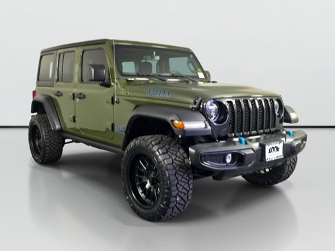 Used 2023 Jeep Wrangler Unlimited w/ 8.4" Radio Group AWD/4WD image 8