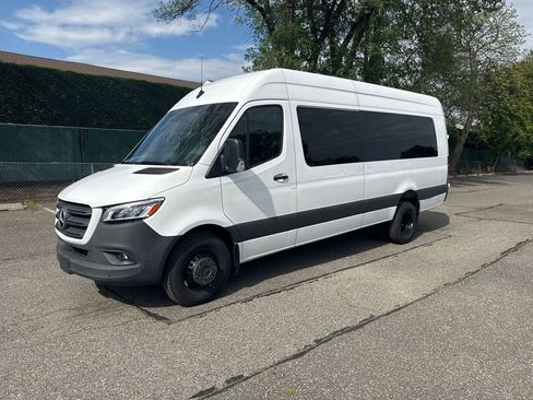 Used 2024 Mercedes-Benz Sprinter 3500 w/ Parking Package image 2