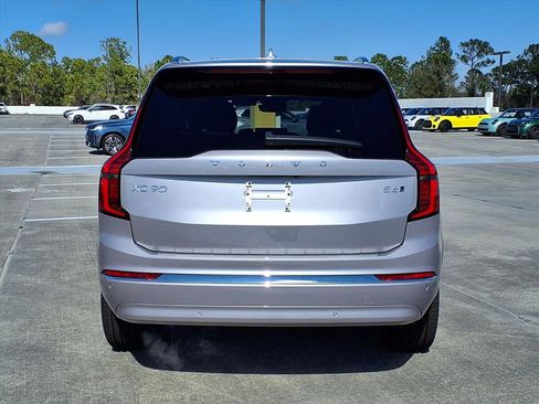 New 2026 Volvo XC90 B6 Plus w/ Protection Package Premier image 6