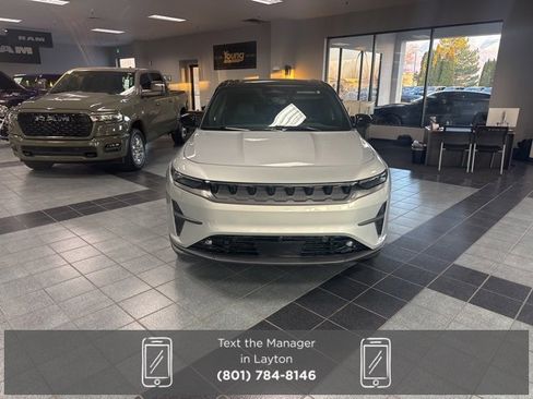 New 2025 Jeep Wagoneer S Limited image 2